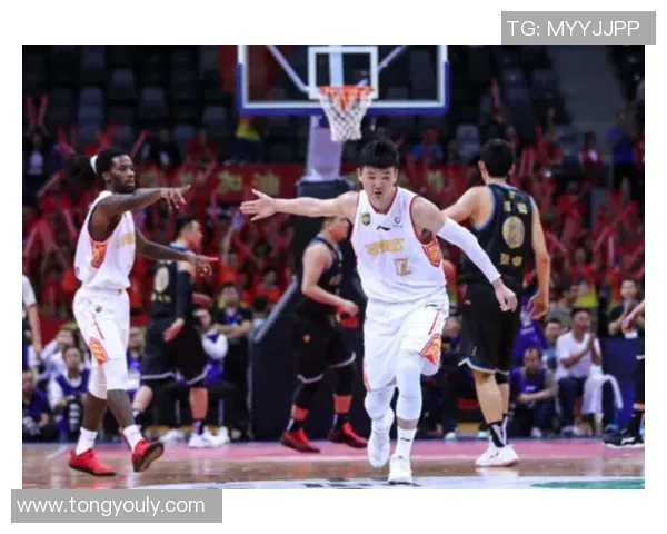 南京篮球队的蜕变与成长：一段关于梦想与坚持的纪实之旅