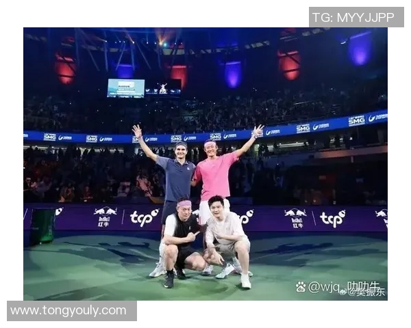 深圳网球队的耐力之道：揭秘网球运动背后的坚持与拼搏精神